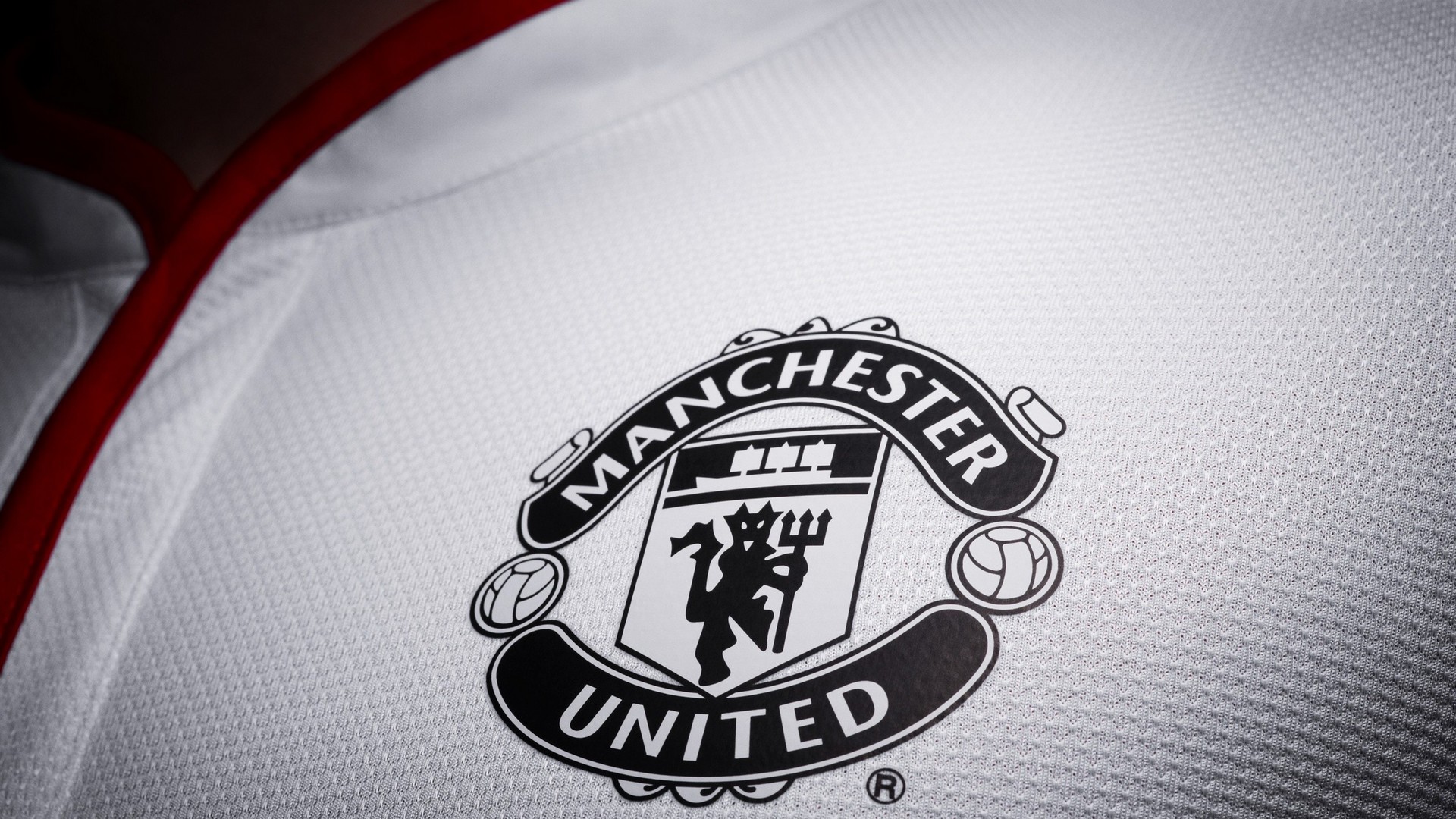 Manchester United For Mac Wallpaper with high-resolution 1920x1080 pixel. You can use this wallpaper for your Desktop Computers, Mac Screensavers, Windows Backgrounds, iPhone Wallpapers, Tablet or Android Lock screen and another Mobile device